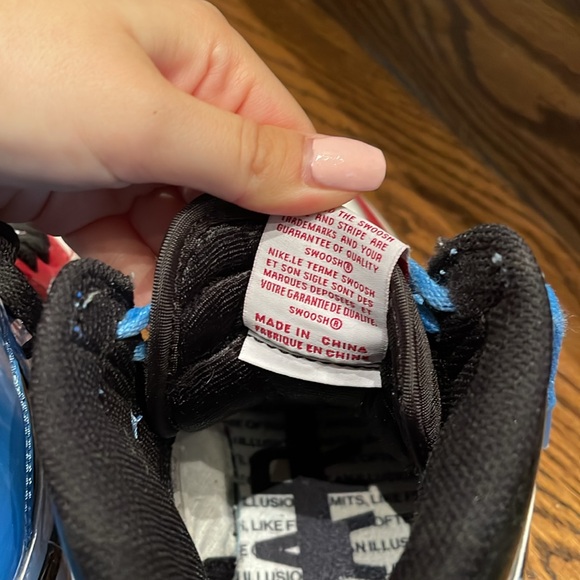 Authentic Nike Air Jordan 1 Retro high”Les twin fearless” sneakers - Picture 10 of 12